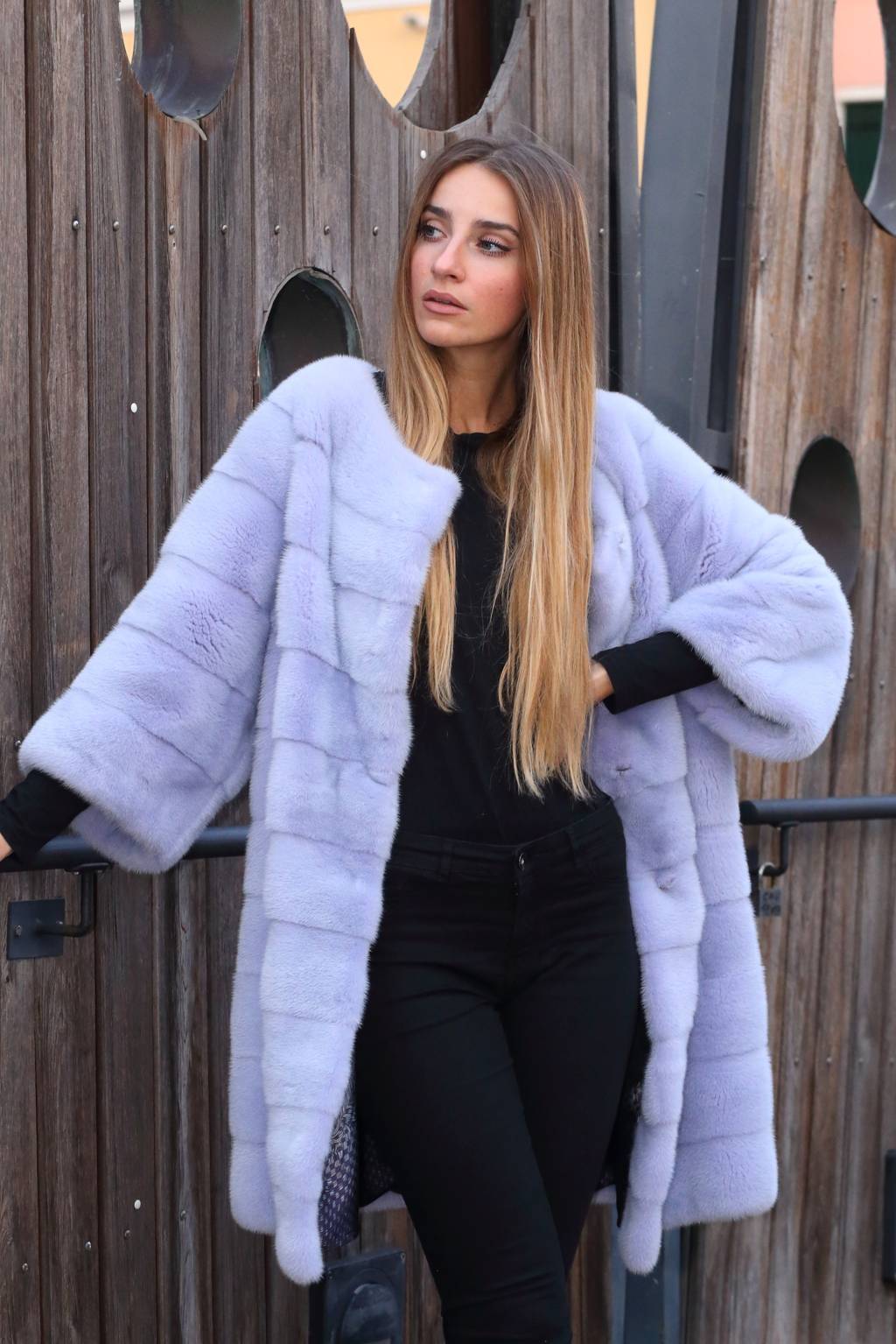 Cappotto in visone Saga colore azzurro polvere