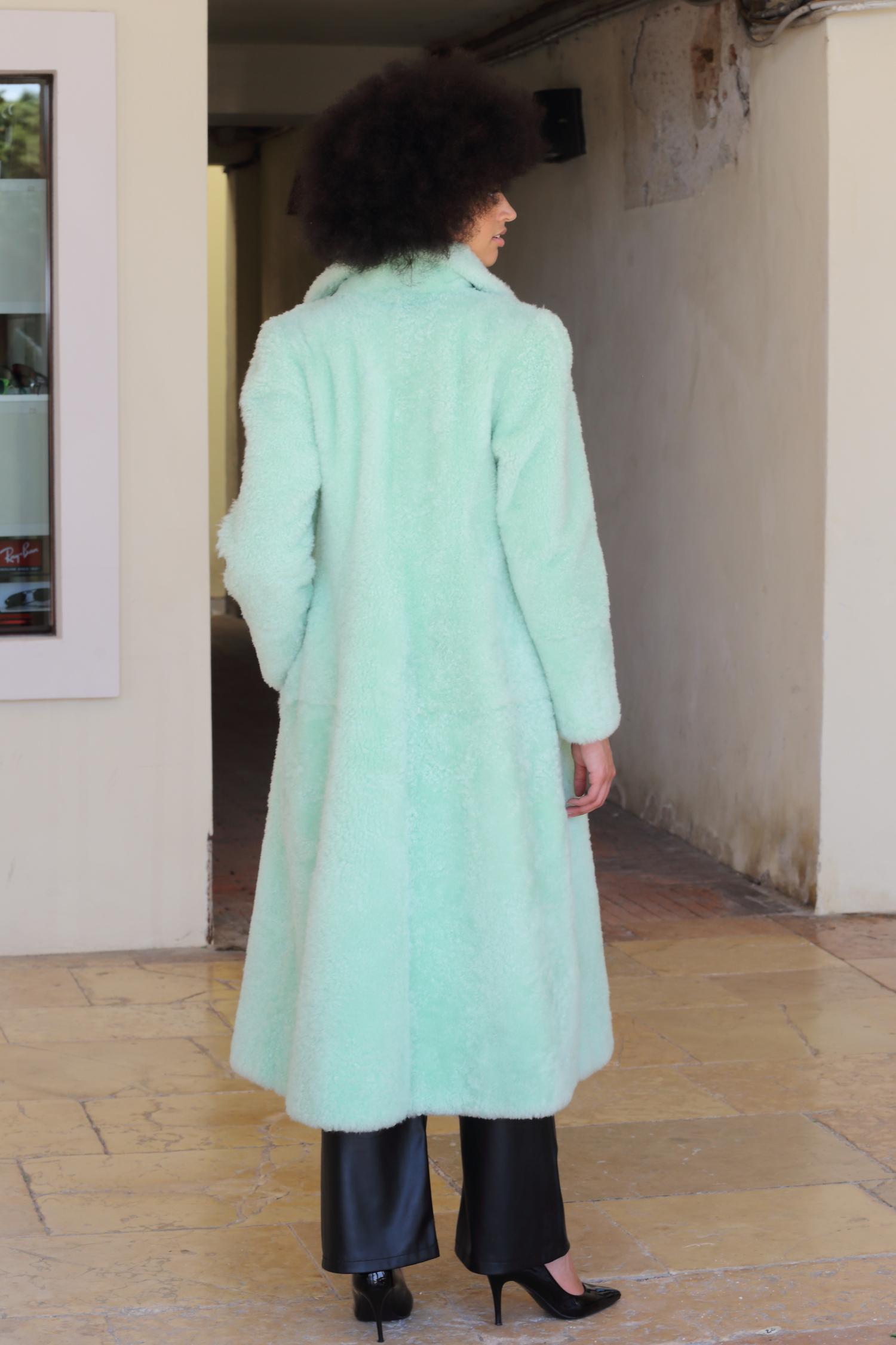 Cappotto in pelliccia di capra cashmere rasata